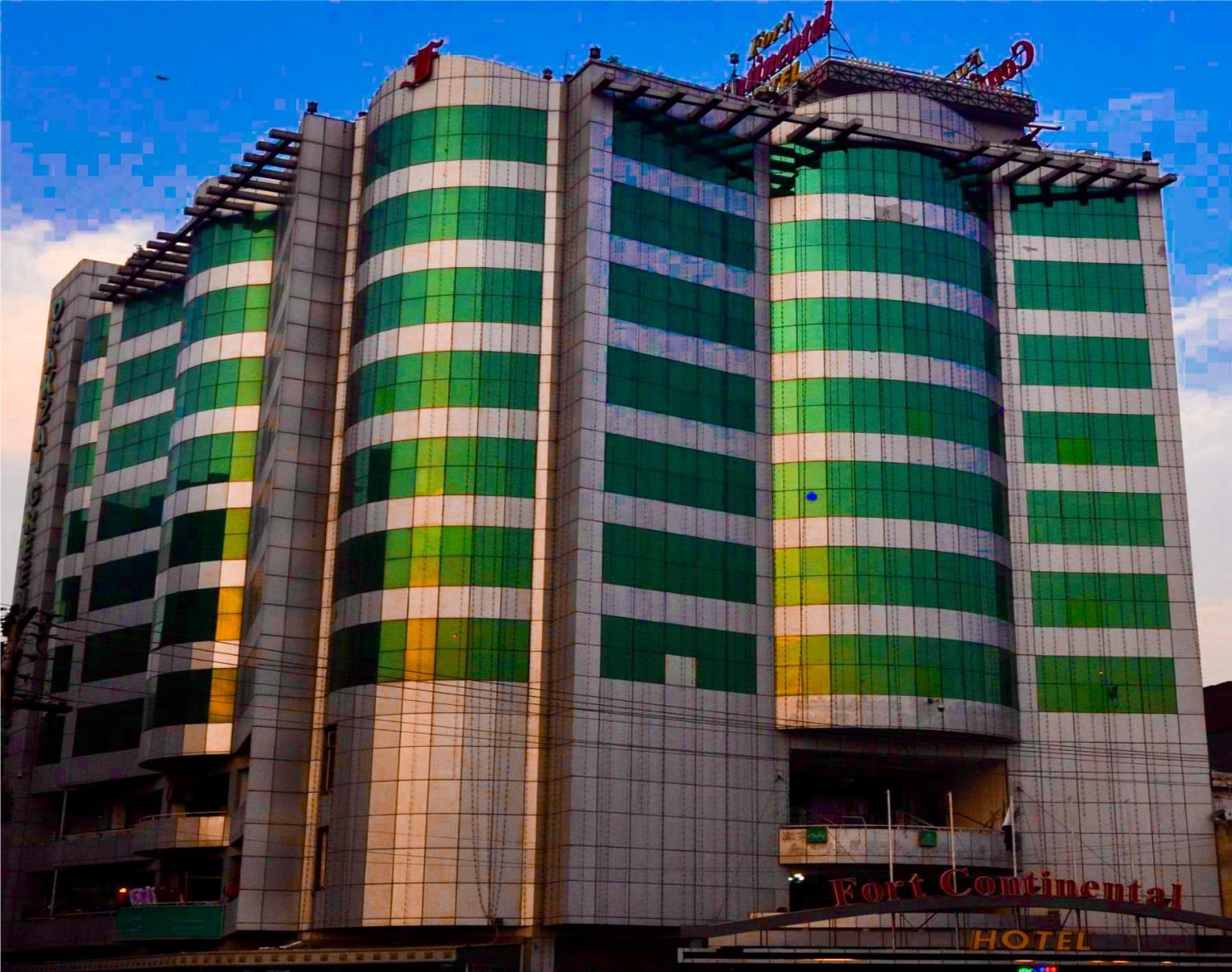 Fort Continental Hotel Peshawar Bagian luar foto